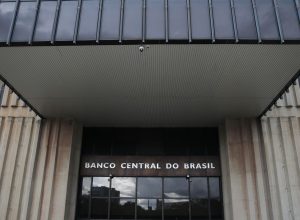 mercado-financeiro-reduz-para-4,72%-previsao-de-inflacao-em-2025
