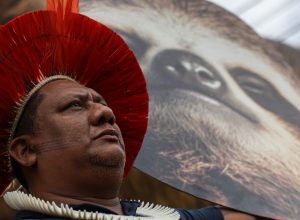 indigenas-pedem-participacao-nos-debates-em-manifestacao-na-pre-cop30
