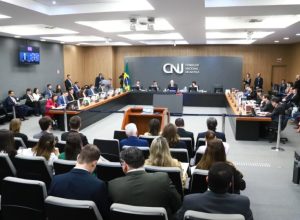 cnj-mantem-afastamento-de-desembargador-que-disse-que-“mulheres-correm-atras-de-homens”