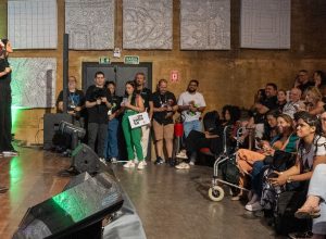 tecnologia-e-ferramenta,-nao-garantia-de-educacao,-diz-karnal