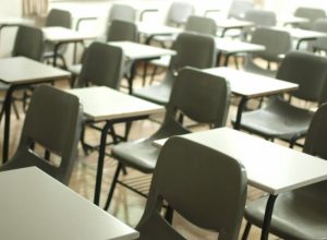 ahk-parana-fomenta-educacao-bilingue-na-industria-paranaense