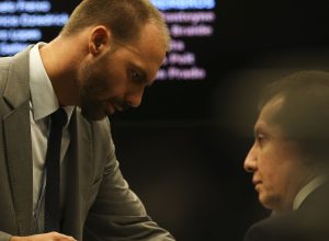 moraes-manda-dpu-assumir-a-defesa-de-eduardo-bolsonaro-no-stf