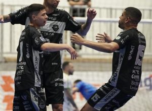 pato-vence-acel-/-chopinzinho-e-fica-a-um-empate-da-semifinal-do-paranaense