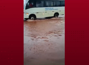chuva-provoca-alagamentos-na-br-277-em-santa-tereza-do-oeste
