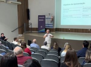 forum-conexao-discute-a-cadeia-produtiva-do-leite-no-oeste-do-parana