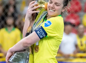 capita-do-brasil-reforca-briga-pelo-titulo-da-1a-copa-do-mundo-feminina