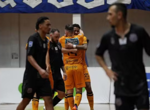 magnus-recebe-o-santo-andre-pelo-jogo-de-volta-das-oitavas-da-lnf