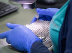 neodent-e-clearcorrect-aumentam-producao-em-curitiba