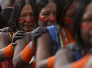 ibge:-391-etnias-indigenas-falam-295-linguas-no-brasil