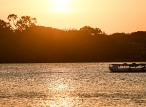 ilha-de-mosqueiro,-a-70-km-de-belem,-ira-receber-hospedes-na-cop30