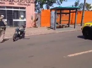 homem-embriagado-e-preso-por-furar-isolamento-da-pm-em-homicidio-no-santa-cruz