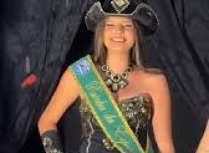 nicolly-gabriele-e-escolhida-nova-rainha-da-expovel