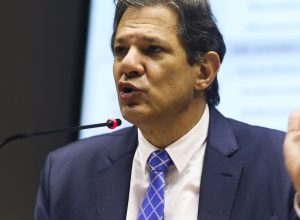 medidas-de-corte-de-gastos-serao-inseridas-em-novo-projeto,-diz-haddad