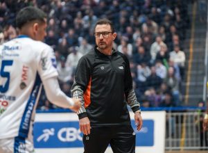 pato-renova-com-a-comissao-tecnica-para-a-temporada-2026