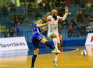 empate-contra-o-foz-cataratas-garante-campo-mourao-na-semi-do-paranaense