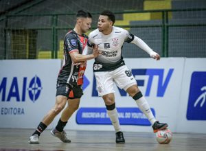 artilheiro-do-corinthians-celebra-chance-na-selecao