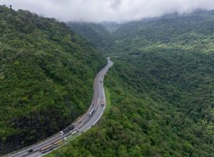 por-rodovias-sustentaveis,-governo-permitira-aumento-do-pedagio