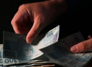 inadimplencia-no-parana-e-menor-que-a-media-nacional,-mas-maior-entre-estados-do-sul