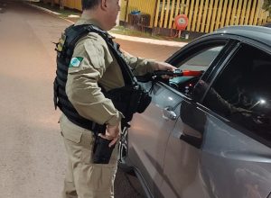 motoristas-sao-detidos-apos-recusarem-teste-do-etilometro-durante-fiscalizacoes-da-pre