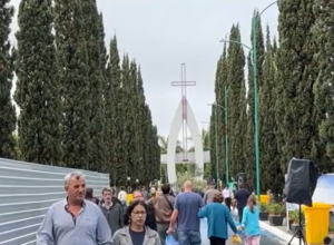 cascavel-tem-grande-movimentacao-nos-cemiterios-durante-o-dia-de-finados