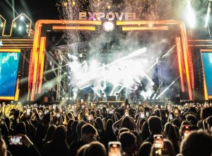 expovel-2025-inicia-em-cascavel-com-entrada-franca-e-shows-de-grande-porte