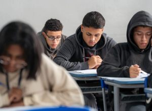 “enem-paranaense”-oferece-cerca-de-4-mil-vagas-em-universidades-estaduais