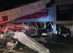 tornado-deixa-rastro-de-destruicao-em-rio-bonito-do-iguacu-no-parana;-veja-as-imagens