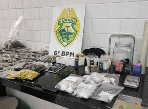 policia-militar-detem-cinco-homens-apreende-drogas-em-cascavel