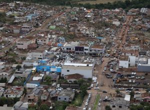 presidente-lula-presta-solidariedade-as-vitimas-do-tornado-em-rio-bonito-do-iguacu