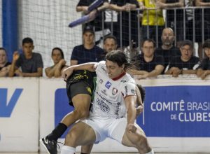 campo-mourao-busca-empate-diante-do-praia-clube-e-avanca-as-semifinais-da-lnf-cresol-2025