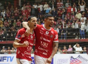 atlantico-vence-o-cascavel-de-virada-e-avanca-as-semifinais-da-lnf-cresol-2025