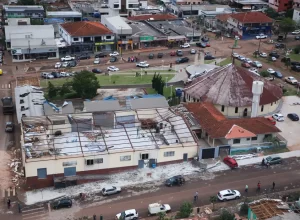 governo-trabalha-para-liberar-fgts-de-atingidos-por-tornado-no-pr