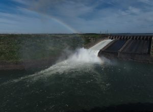 itaipu-abre-o-vertedouro-neste-domingo
