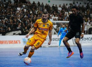 corinthians-vence-o-magnus-na-prorrogacao-e-garante-vaga-nas-semifinais-da-lnf