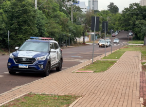 guarda-municipal-e-preso-por-furtar-r$-10-mil-de-motorista-em-abordagem-em-cascavel