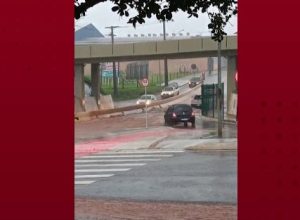 viaduto-da-petrocon-volta-a-alagar-e-causar-transtornos-em-cascavel