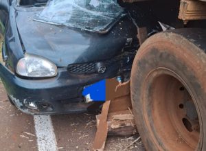 idoso-fica-ferido-apos-bater-contra-caminhao-parado-na-pr-484,-em-quedas-do-iguacu