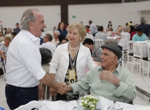 prefeitura-celebra-74-anos-de-cascavel-com-homenagem-aos-pioneiros-da-cidade