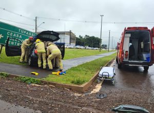 acidente-deixa-motorista-ferida-na-avenida-barao-do-rio-branco,-em-cascavel