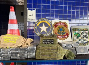 mais-de-70-kg-de-cocaina-sao-apreendidos-na-ponte-da-amizade-em-carro-de-luxo