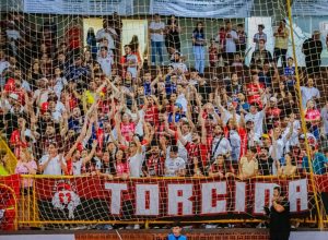 com-a-arena-utfpr-lotada,-campo-mourao-recebe-o-corinthians-pela-semifinal-da-lnf