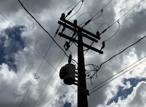 moradores-da-colonia-barreiro-denunciam-30-anos-de-quedas-de-energia-e-cobram-solucao-da-copel