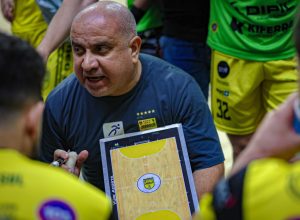 xande-prega-humildade-no-jaragua-antes-da-segunda-semifinal