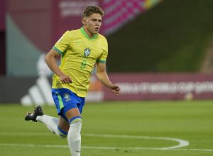 brasil-marca-no-ultimo-minuto-e-garante-vaga-na-semi-do-mundial-sub-17