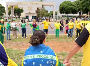 medico-e-advogados-visitam-bolsonaro-antes-de-audiencia-de-custodia