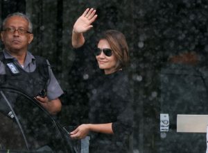 bolsonaro-recebe-a-ex-primeira-dama-michelle-na-pf