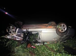 acidente-deixa-cinco-pessoas-feridas-na-pr-486,-em-tupassi