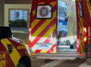 homem-e-esfaqueado-e-fica-em-estado-grave-no-bairro-guaruja,-em-cascavel
