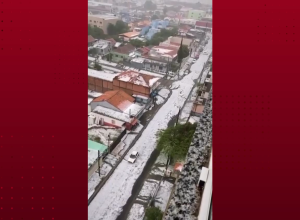 granizo-cobre-ruas-de-ponta-grossa-e-cenario-impressiona-moradores