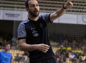 tecnico-do-joinville-fala-em-‘retomar-a-essencia’-para-conquistar-o-talentos-lnf